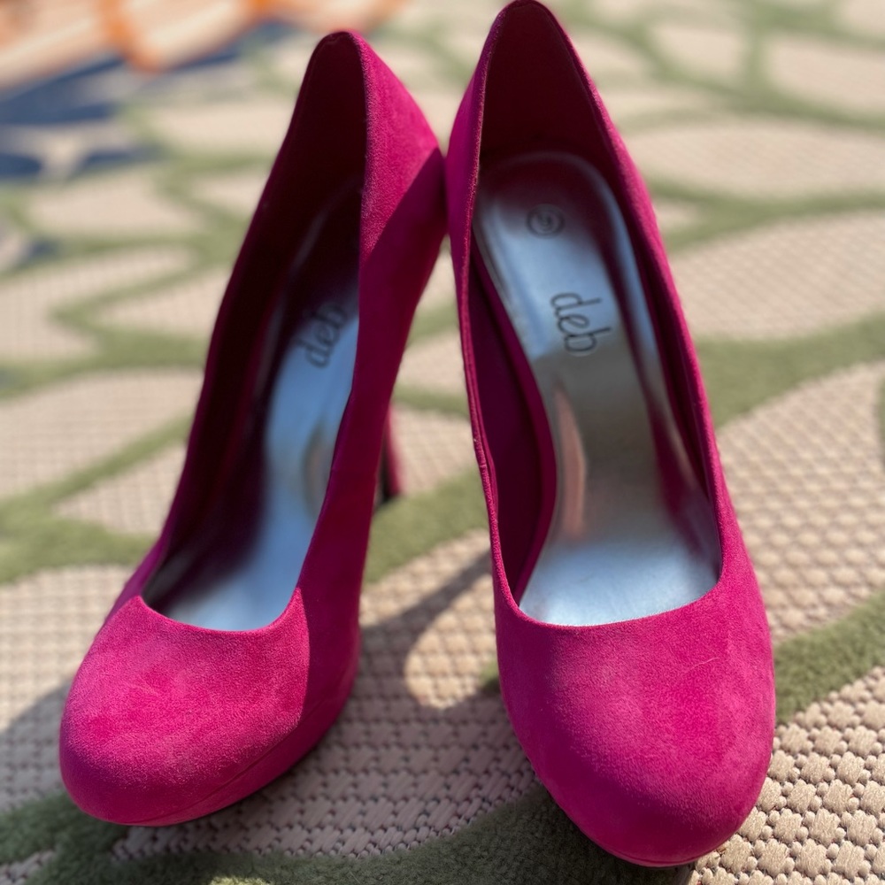 DEB Hot Pink Heels (9) GENTLY USED